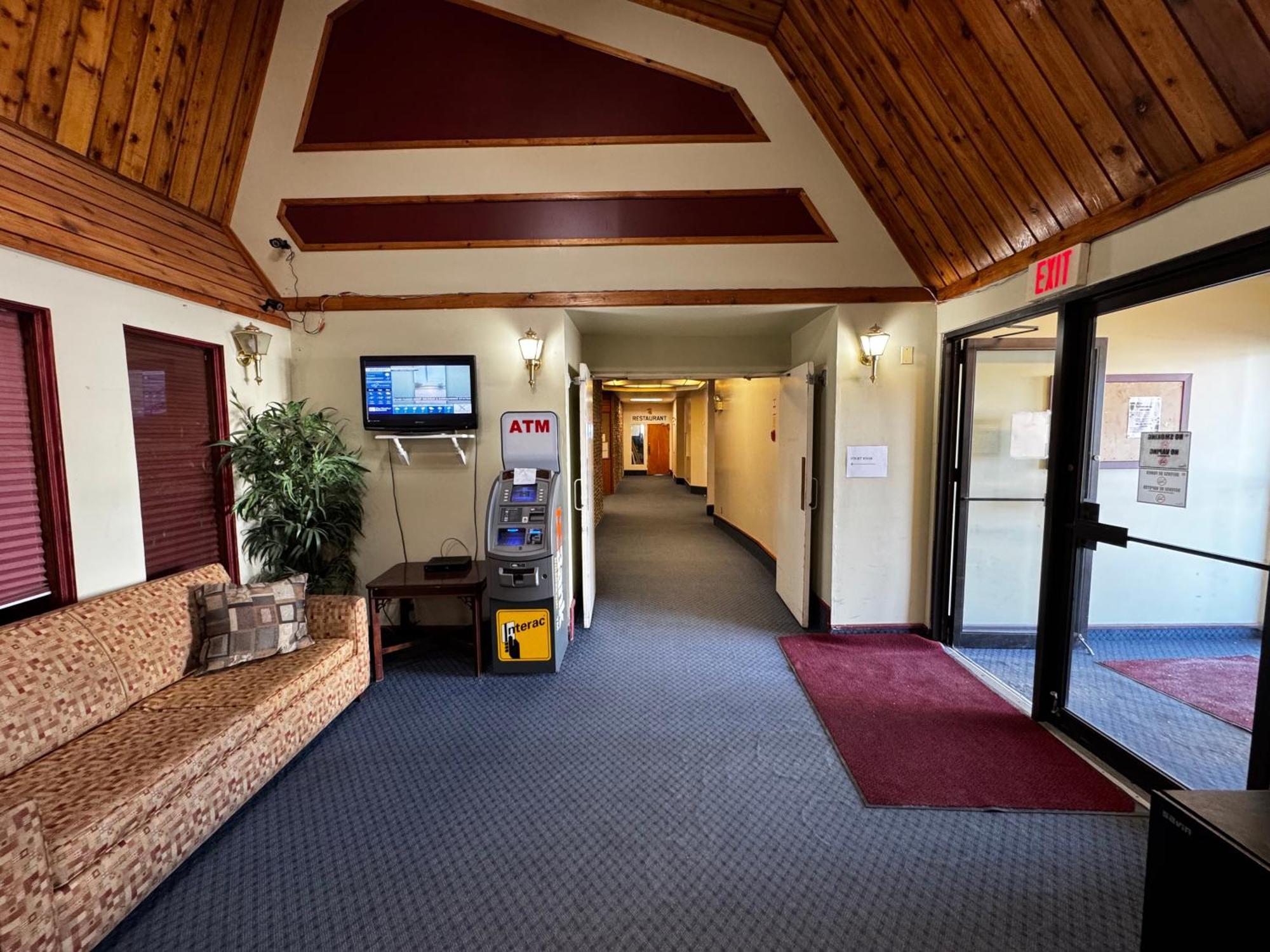 Zero-100 Motel Heron Bay Exterior photo